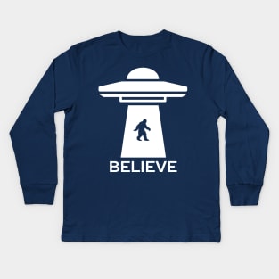 I believe in ufos and big foot t-shirt Kids Long Sleeve T-Shirt